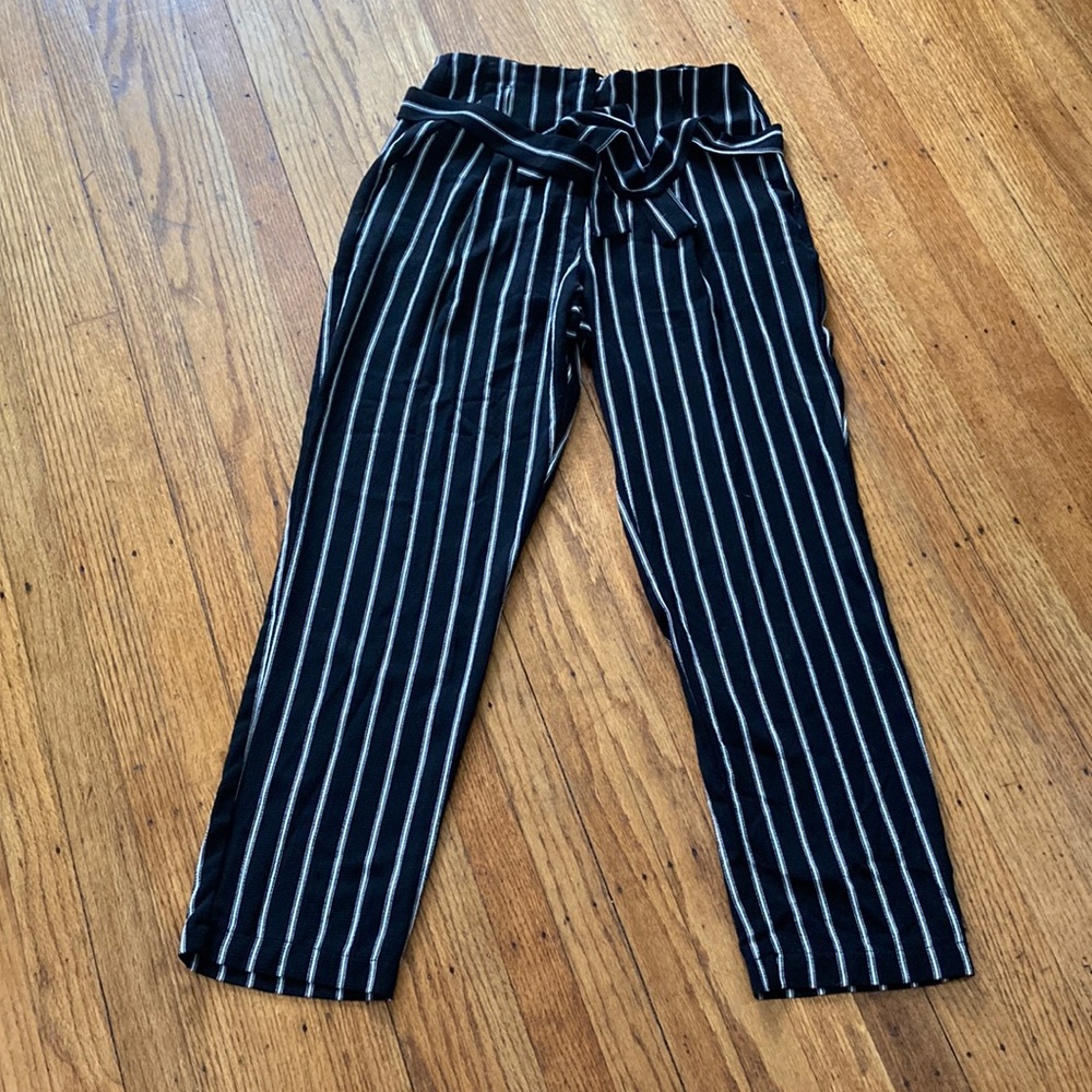 Romeo and Juliet Couture Lightweight Pants Small